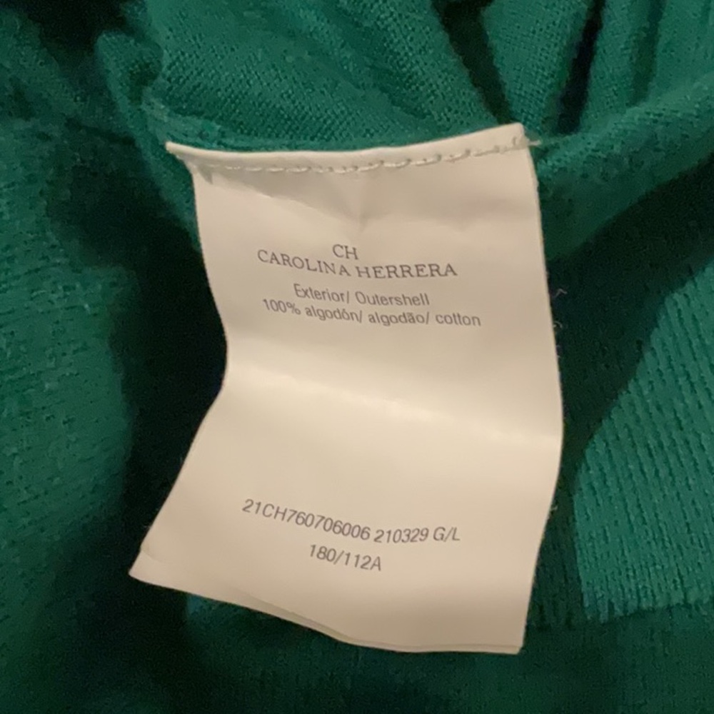 Carolina Herrera Green V-Neck Sweater - Picture 8 of 8